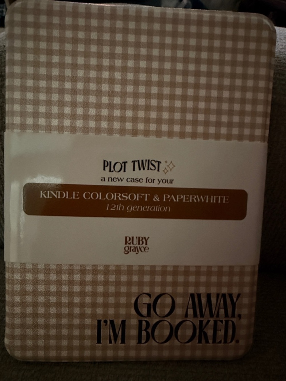 Plot Twist Ruby Grayce Kindle Case - Beige Gingham
